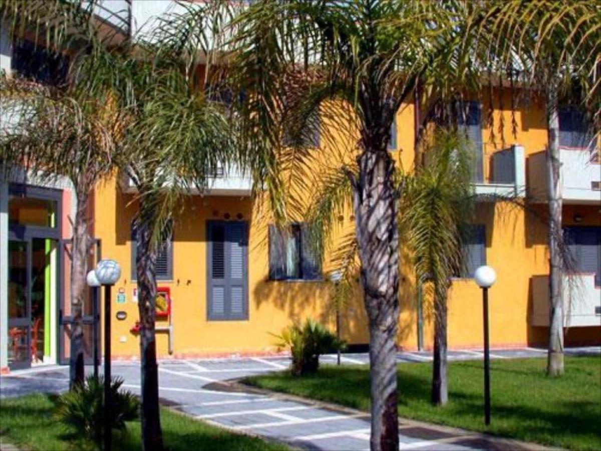Oasi Park Hotel ماسكالي المظهر الخارجي الصورة