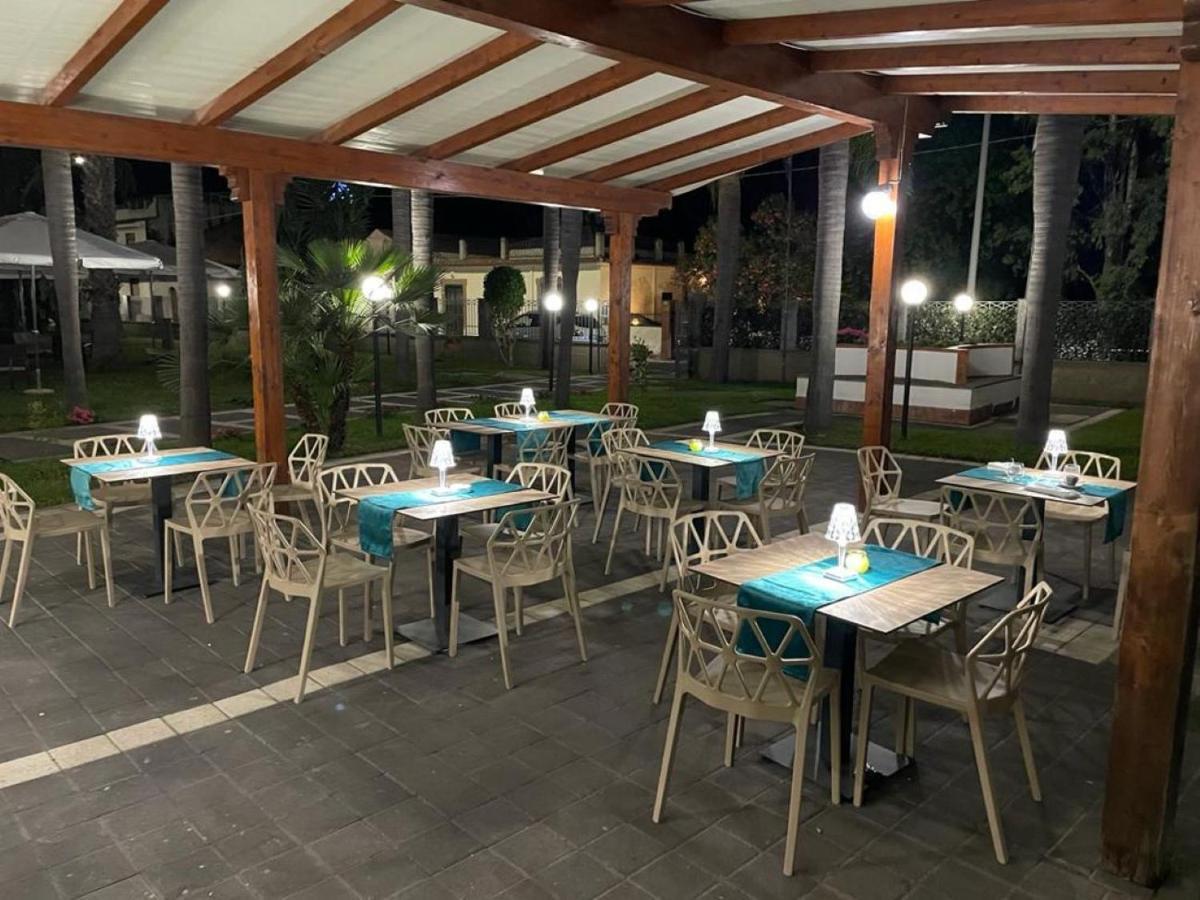 Oasi Park Hotel ماسكالي المظهر الخارجي الصورة