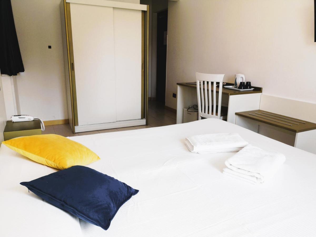 Oasi Park Hotel ماسكالي المظهر الخارجي الصورة