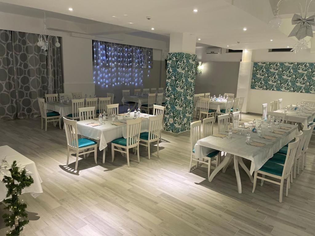 Oasi Park Hotel ماسكالي المظهر الخارجي الصورة