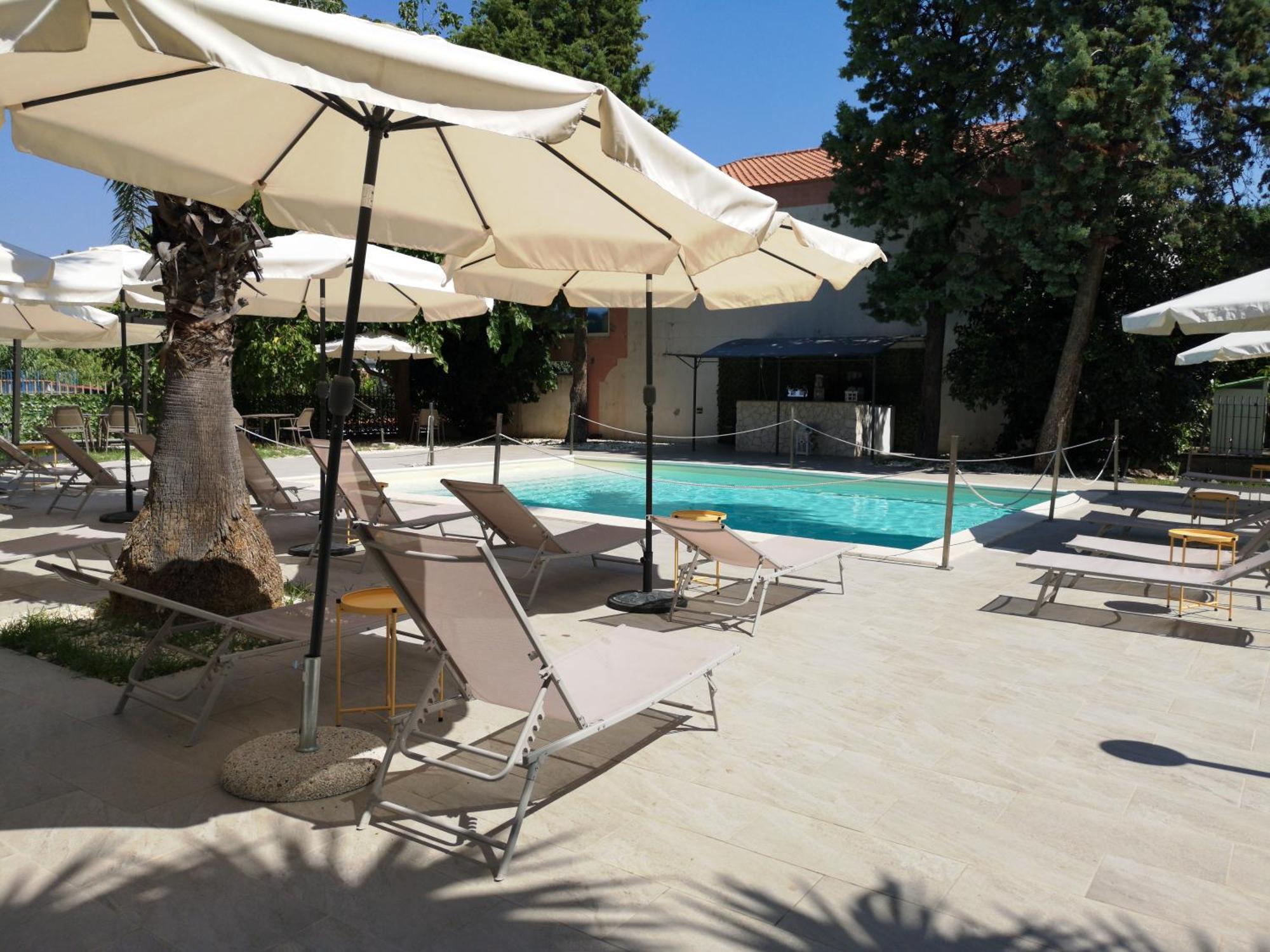 Oasi Park Hotel ماسكالي المظهر الخارجي الصورة