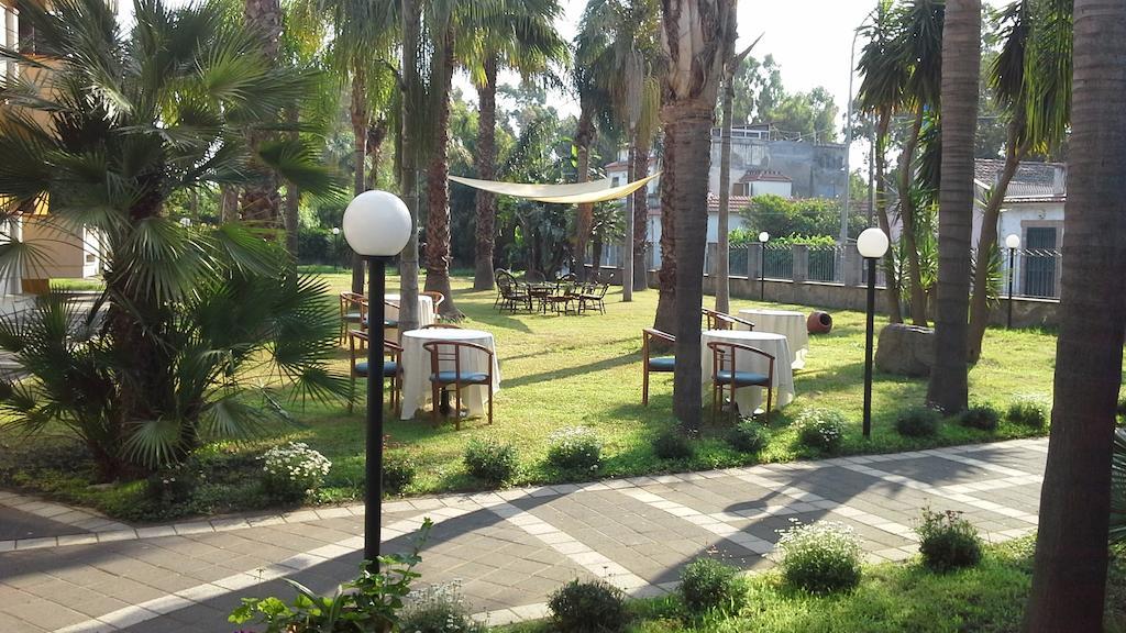 Oasi Park Hotel ماسكالي المظهر الخارجي الصورة